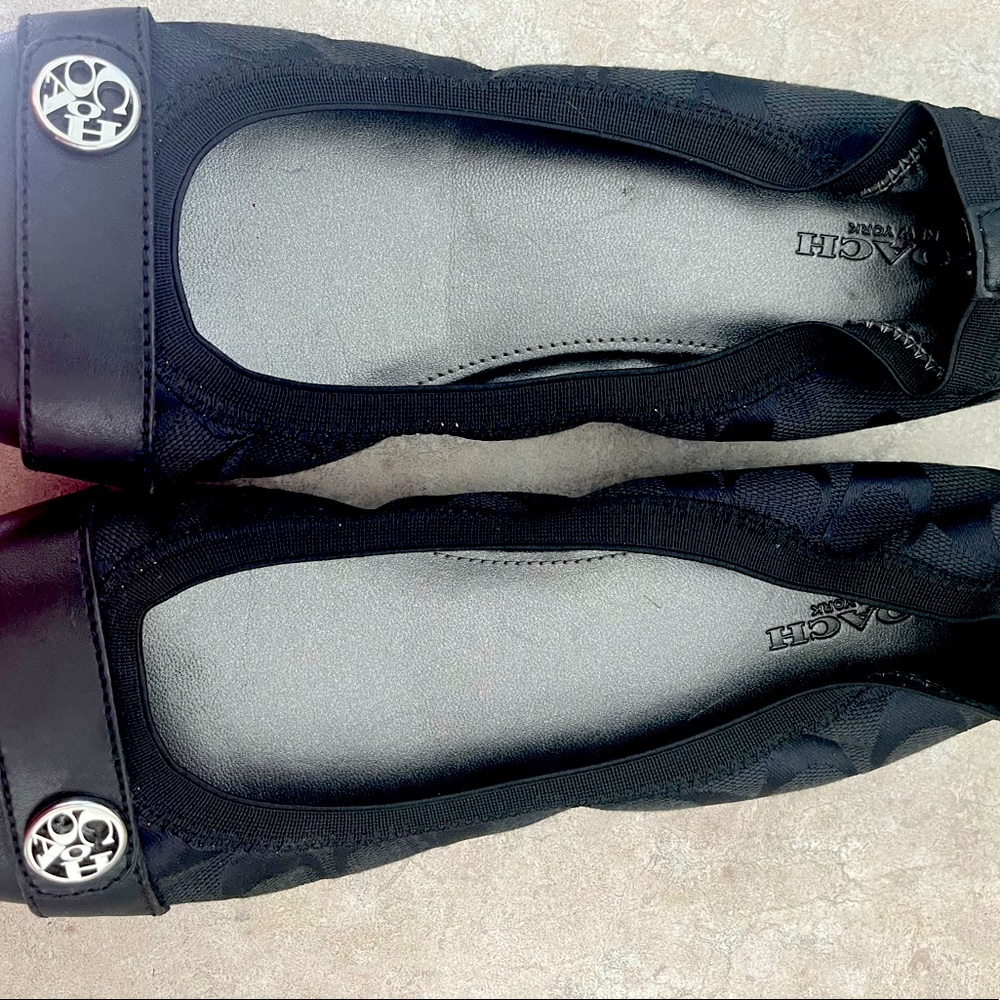 Black Coach Flats